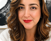Tara, founder of GlowGuide
